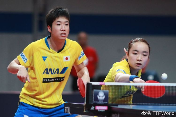 而曼联则在 而曼联则在